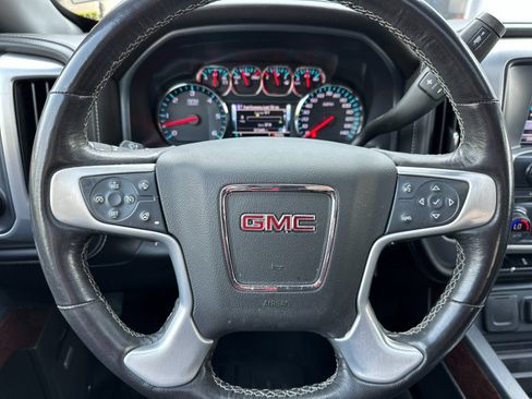 Used 2018 GMC Sierra 1500 SLT AWD/4WD image 21