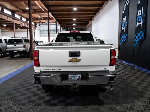 Used 2015 Chevrolet Silverado 2500 LT AWD/4WD image 4