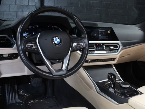 Used 2023 BMW 430i Convertible w/ Premium Package RWD image 38