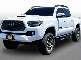 Used 2023 Toyota Tacoma TRD Sport AWD/4WD video 1