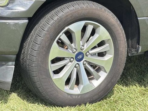 Used 2018 Ford F150 XL w/ Equipment Group 101A Mid RWD image 15