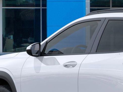 New 2026 Chevrolet Trax LT w/ Driver Confidence Package image 12