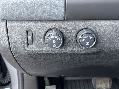 Used 2021 Chevrolet Colorado Z71 w/ Safety Package image 18