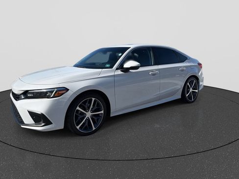 Used 2023 Honda Civic Touring image 11