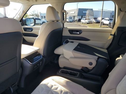 New 2026 Nissan Armada Platinum Reserve AWD/4WD image 7