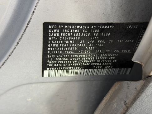 Used 2014 Volkswagen Tiguan S image 21