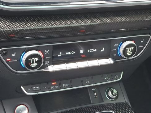 Used 2023 Audi SQ5 Premium Plus w/ Premium Plus Package image 17