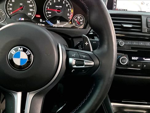 Used 2018 BMW M3 RWD image 25