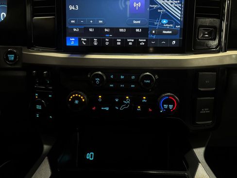 Used 2023 Ford F250 XLT w/ XLT Premium Package AWD/4WD image 28