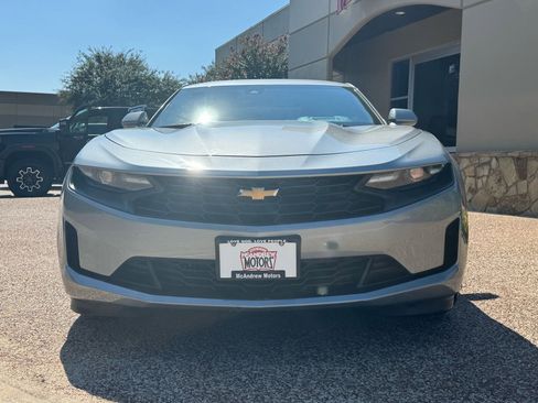 Used 2024 Chevrolet Camaro LT image 5