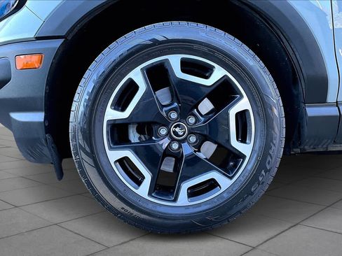 Certified 2022 Ford Bronco Sport Outer Banks w/ Tech Package image 11