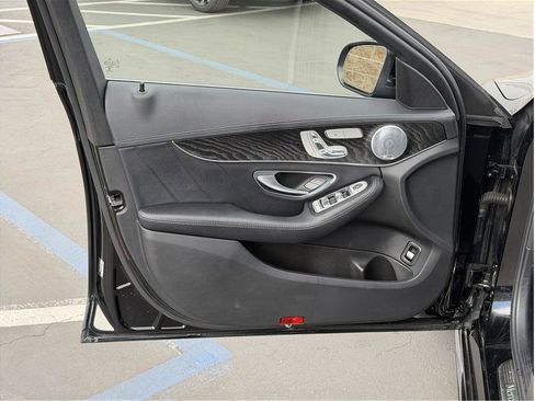 Used 2016 Mercedes-Benz C 300 4MATIC Sedan image 10