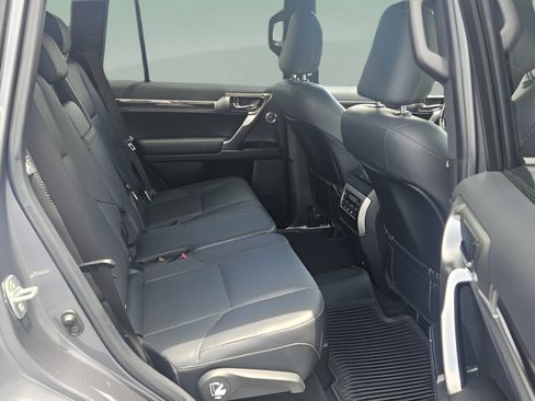 Certified 2023 Lexus GX 460 Luxury w/ Accessory Package AWD/4WD image 14