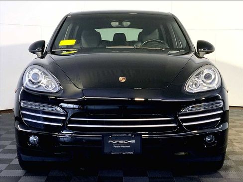 Used 2014 Porsche Cayenne Platinum Edition AWD/4WD image 10