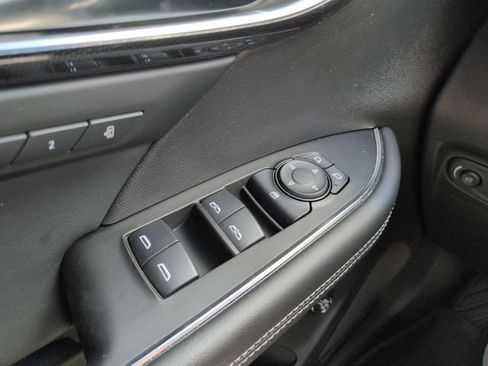 Used 2021 Buick Envision Essence w/ Sport Touring Package FWD image 30