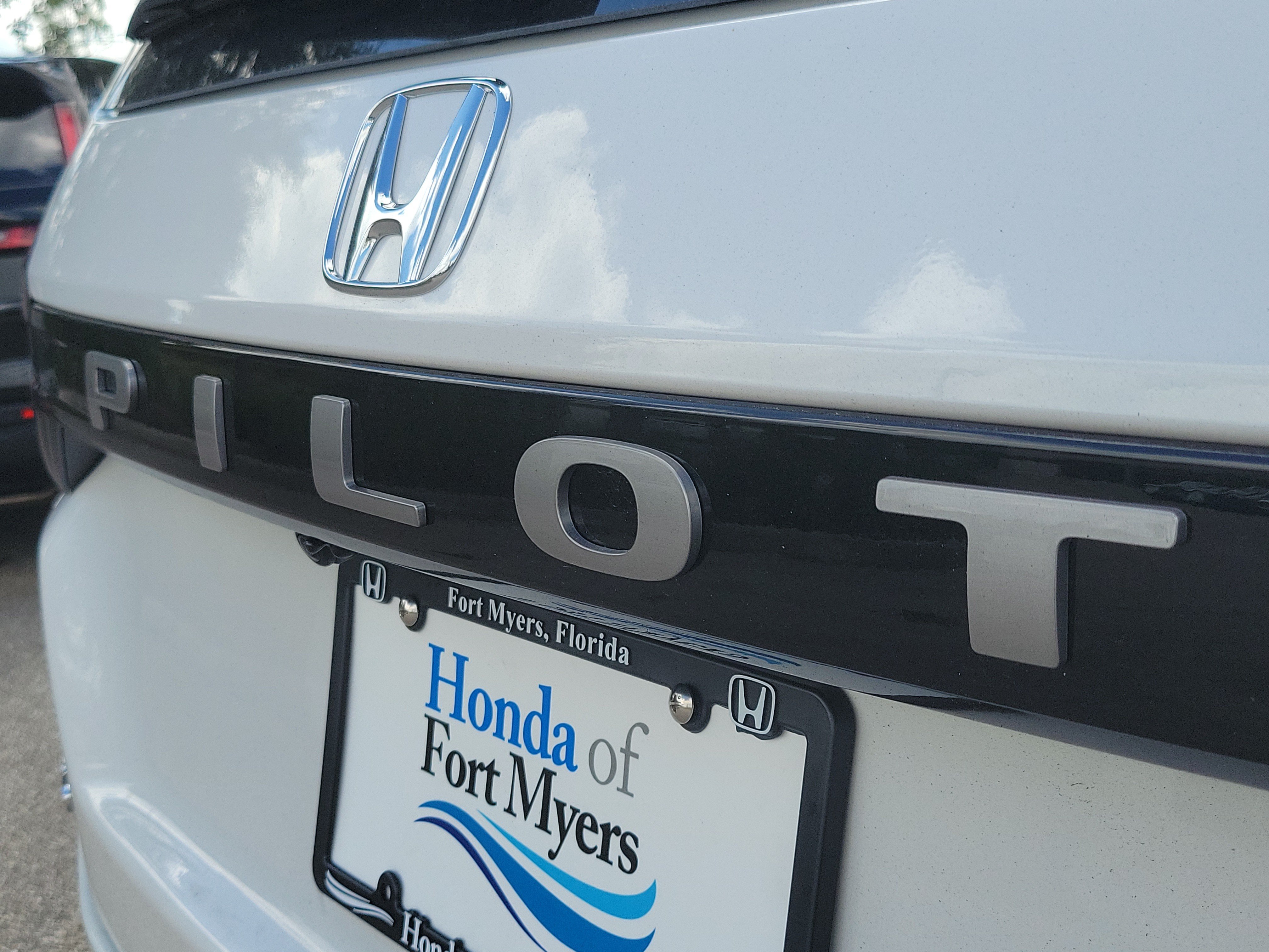 New 2026 Honda Pilot Elite image 8
