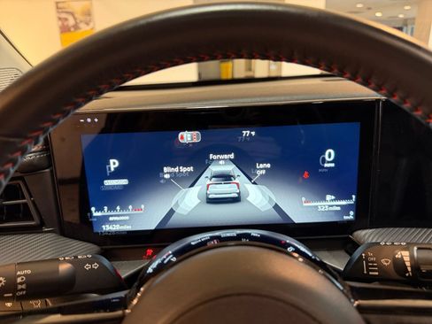 Used 2026 Nissan Kicks SR FWD image 39