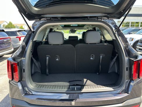 New 2026 Kia Sorento S AWD/4WD image 11