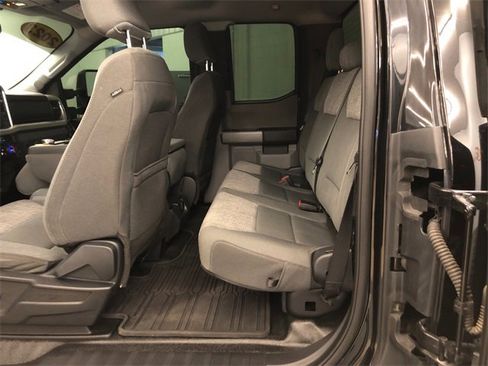 Used 2023 Ford F250 XLT w/ XLT Premium Package image 32