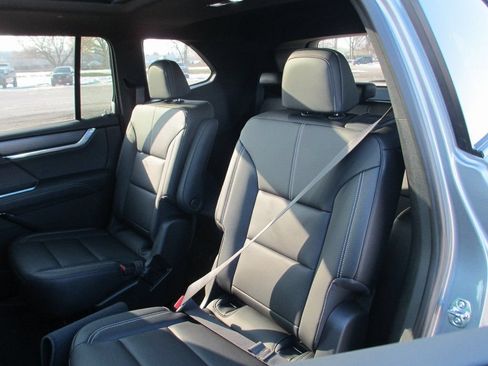New 2026 GMC Acadia Elevation w/ Super Cruise Package AWD/4WD image 12