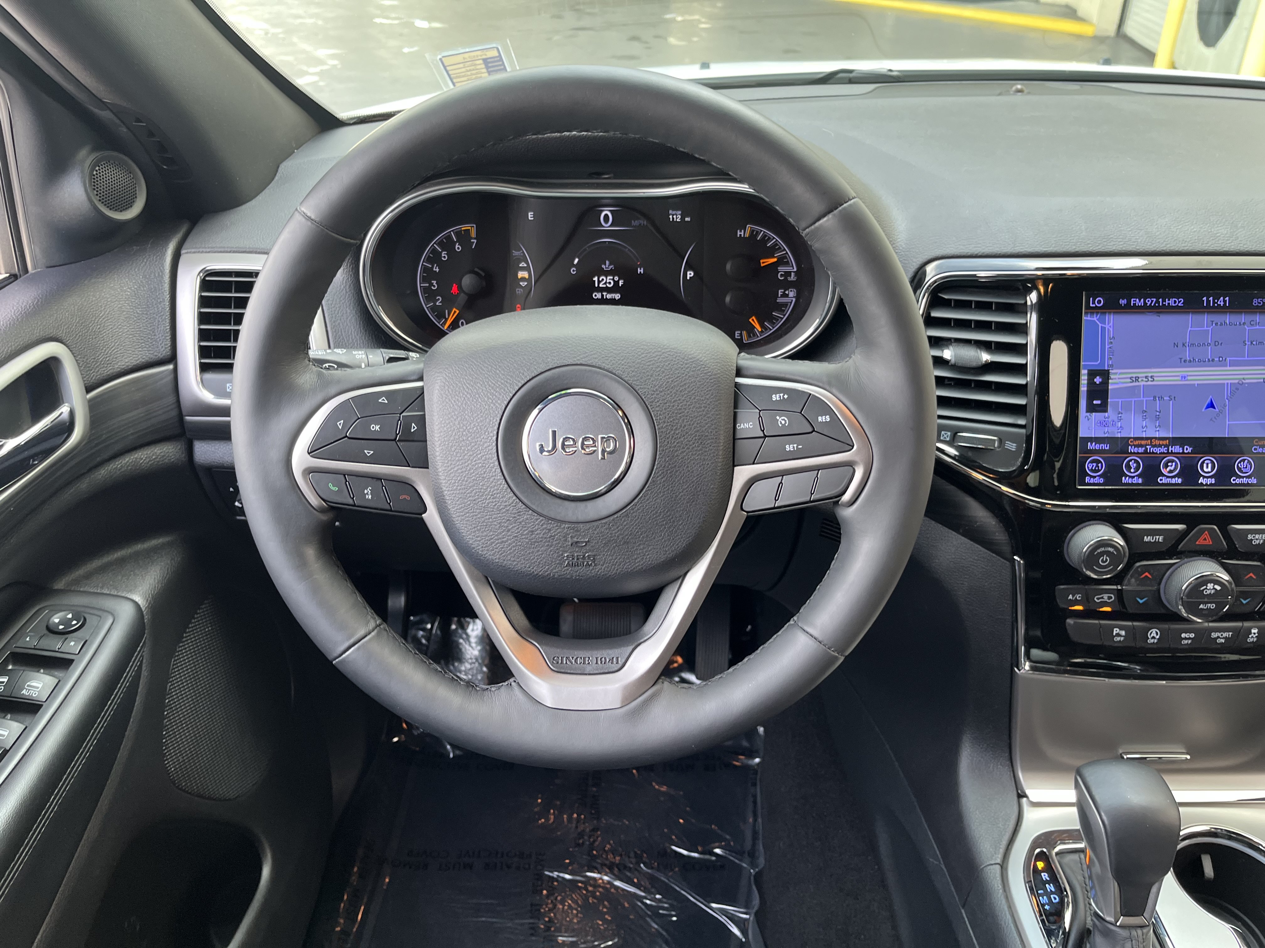 Used 2019 Jeep Grand Cherokee Altitude AWD/4WD image 17