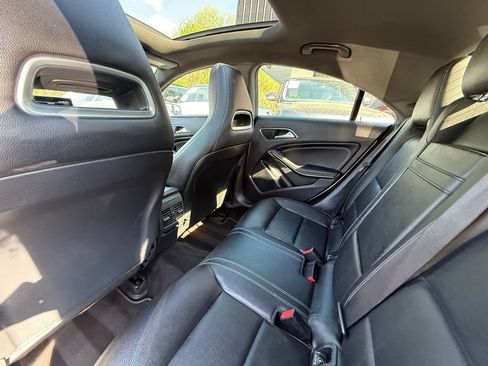 Used 2017 Mercedes-Benz CLA 250 4MATIC image 38