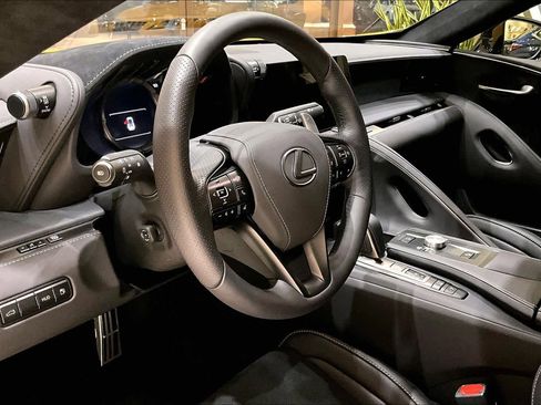 Used 2025 Lexus LC 500 Coupe w/ Performance Package image 16