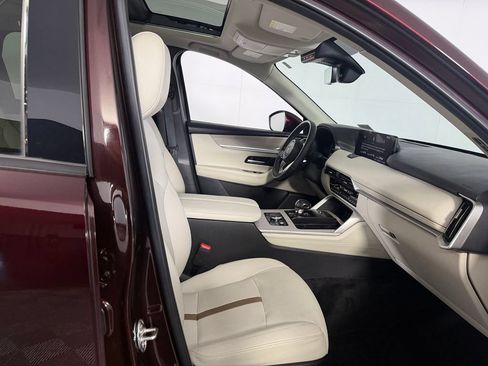 Used 2024 MAZDA CX-90 3.3 Turbo w/ Premium Plus Pkg AWD/4WD image 31