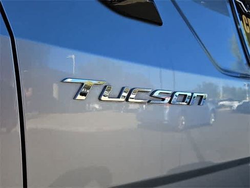 Certified 2022 Hyundai Tucson SE image 12