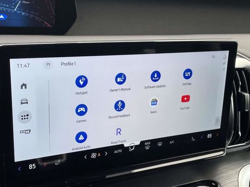 Used 2025 Ford Expedition Platinum image 27