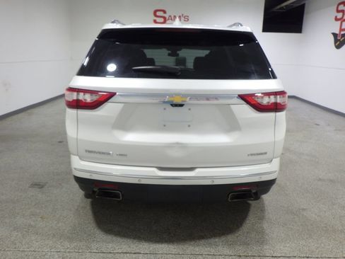 Used 2020 Chevrolet Traverse Premier AWD/4WD image 3