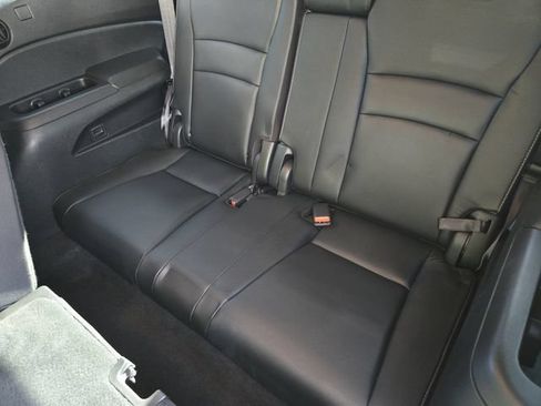 Used 2022 Honda Pilot Touring image 31