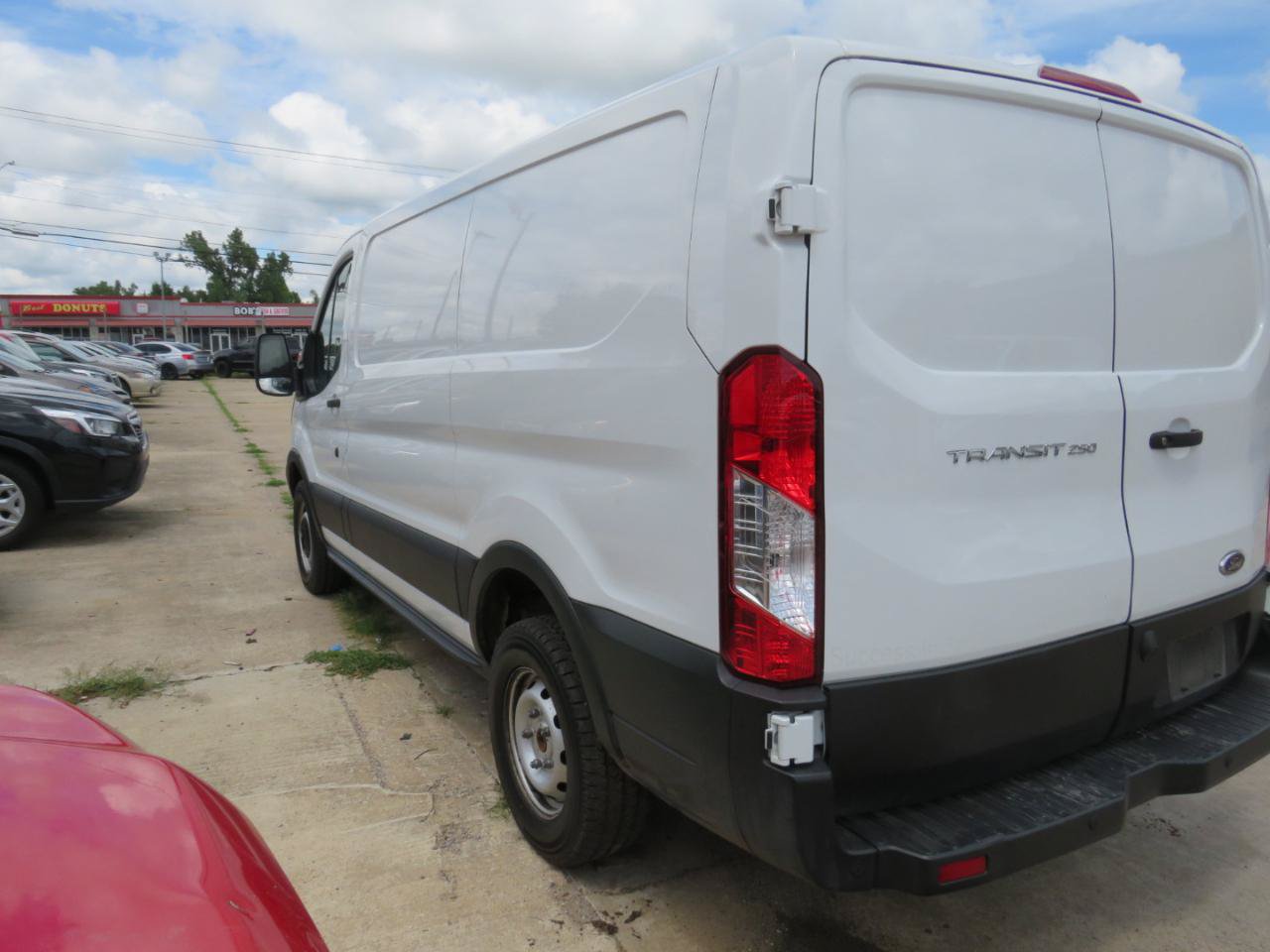 Used 2019 Ford Transit 250 130 Low Roof RWD image 6