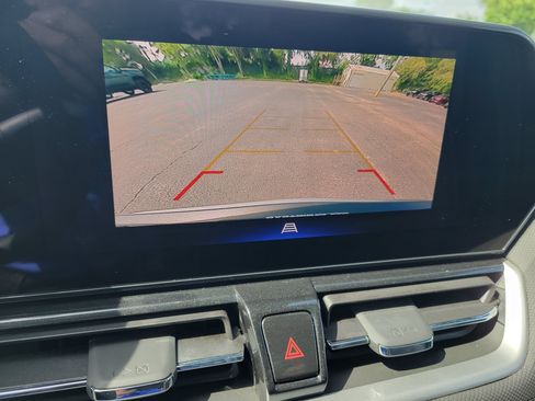 Certified 2024 Chevrolet TrailBlazer LT w/ Driver Confidence Package FWD image 19