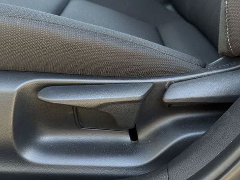 Used 2025 Toyota Corolla LE FWD image 25