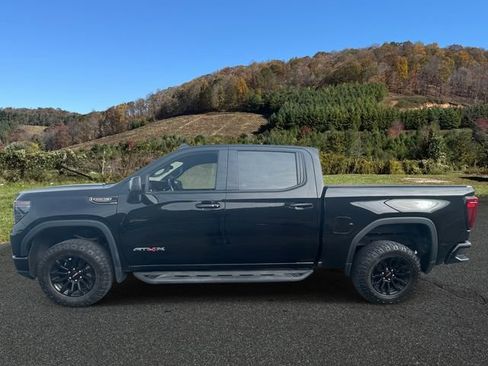Certified 2022 GMC Sierra 1500 AT4X image 4