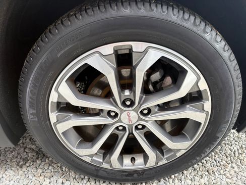 Used 2019 GMC Terrain SLT w/ Preferred Package AWD/4WD image 11