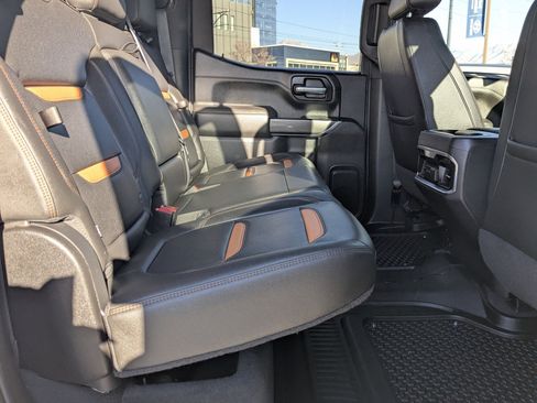 Used 2021 GMC Sierra 1500 AT4 image 30