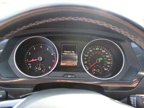 Used 2021 Volkswagen Tiguan SE R-Line FWD image 21