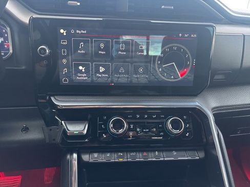 Used 2024 GMC Sierra 3500 Denali w/ Technology Package image 21