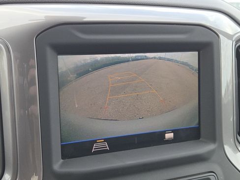 Used 2021 Chevrolet Silverado 1500 Custom Trail Boss w/ Safety Confidence Package image 7