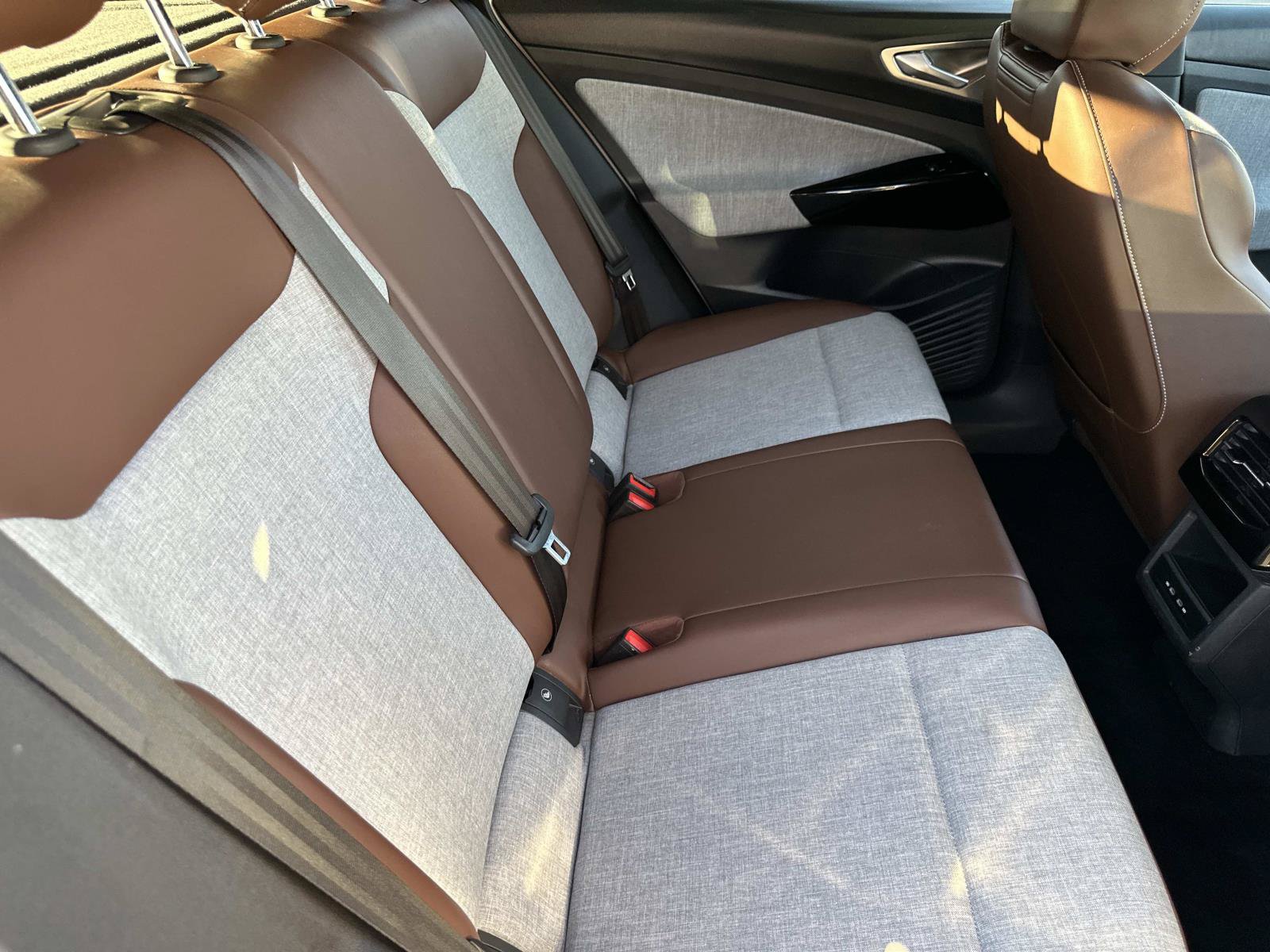 Certified 2023 Volkswagen ID.4 Pro RWD image 26