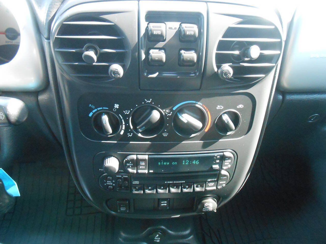 Used 2005 Chrysler PT Cruiser Touring FWD image 22