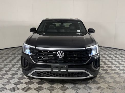 Used 2026 Volkswagen Atlas Cross Sport SE FWD image 9