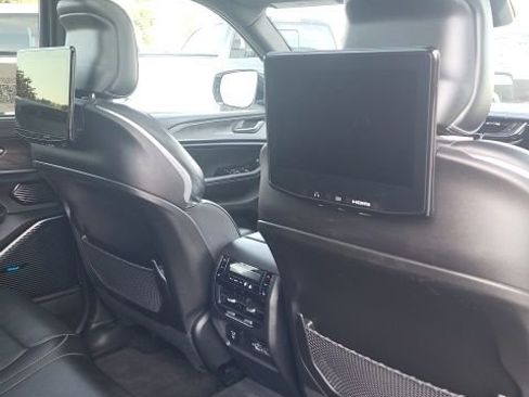 Used 2023 Jeep Grand Cherokee Overland w/ Advanced Protech Group III image 20