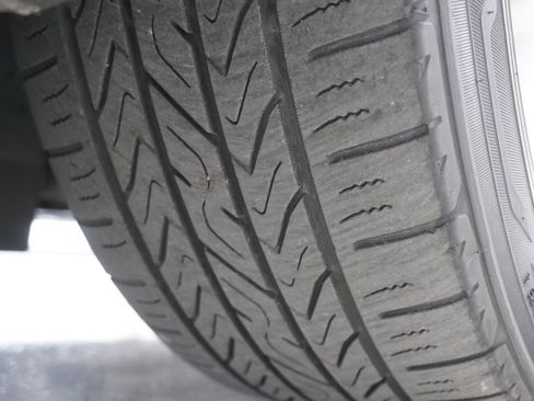 Used 2018 Ford Focus SE image 25