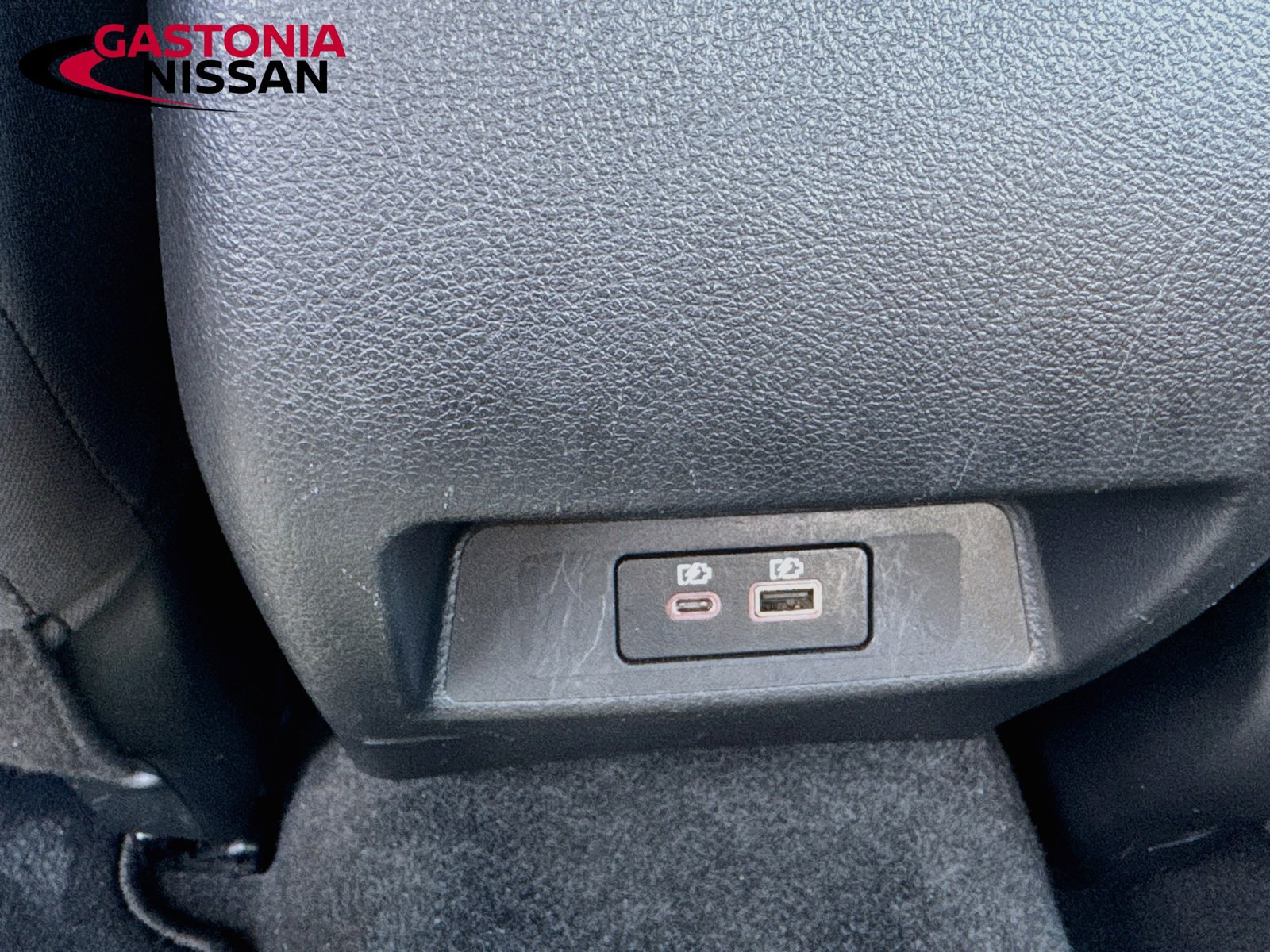 Used 2025 Nissan Altima 2.5 SV FWD image 32