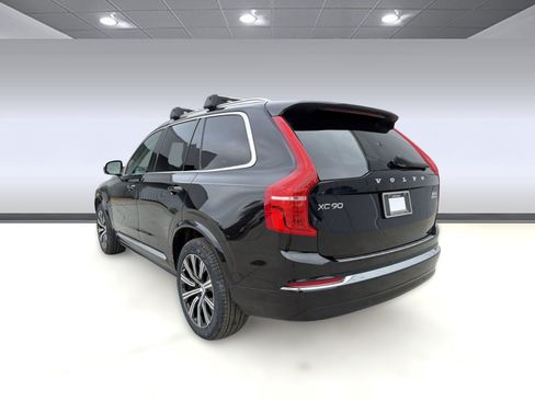 Certified 2023 Volvo XC90 B6 Plus w/ Protection Package Premier AWD/4WD image 3