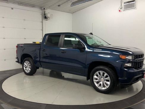 Used 2021 Chevrolet Silverado 1500 Custom AWD/4WD image 9