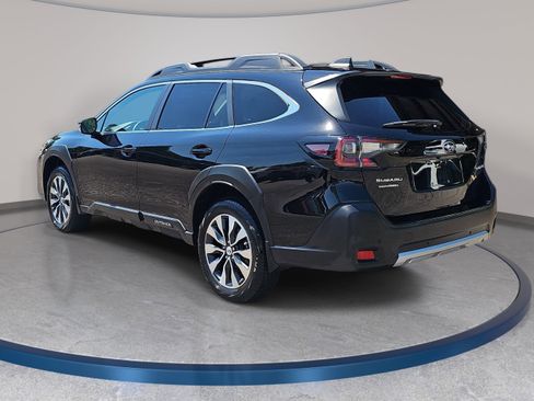 Used 2023 Subaru Outback Limited AWD/4WD image 7
